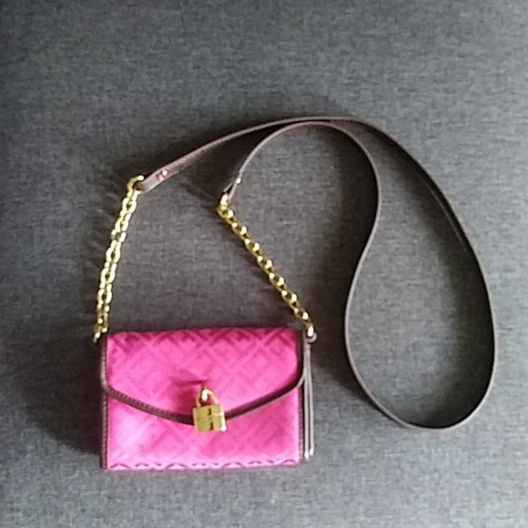 Tommy Hilfiger Purse - Picture 8 of 8